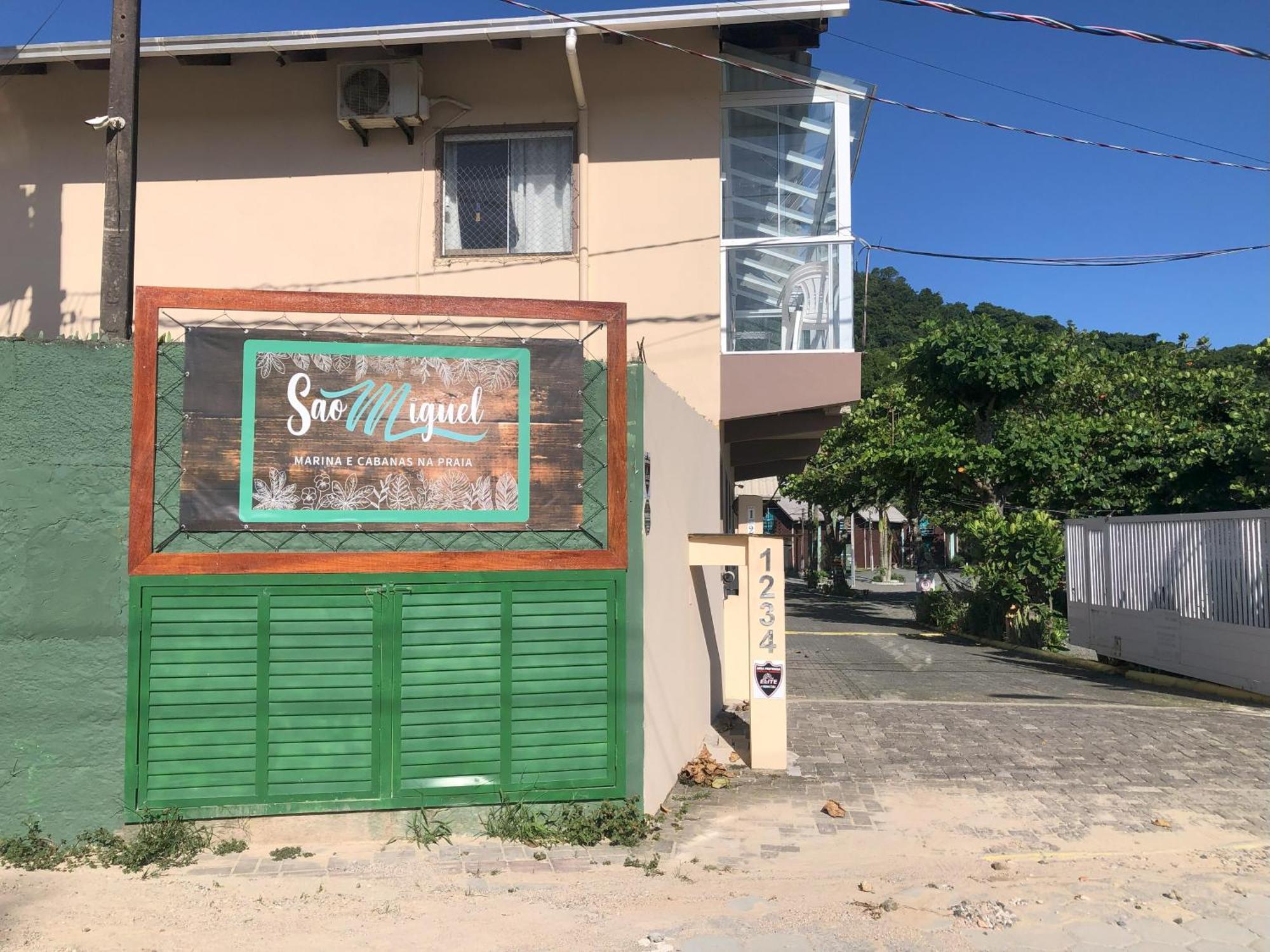 Cabanas Sao Miguel 佩尼亚 外观 照片